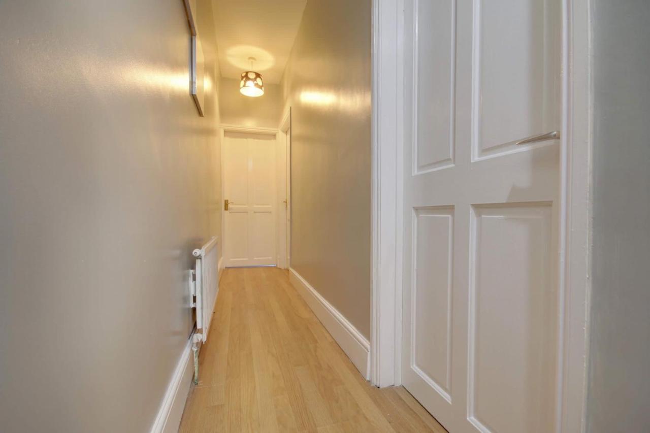 Hilltop Place Suites Near Meadowhall Sheffield Bagian luar foto